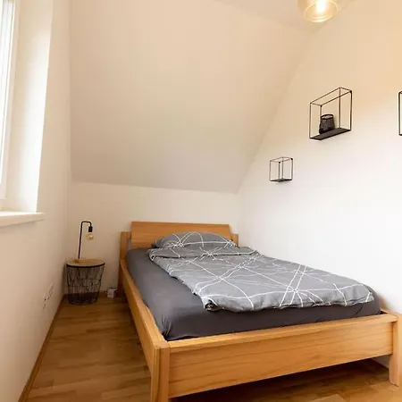 Charmante Doppelhaushaelfte Im Idyllischen Feriehus *